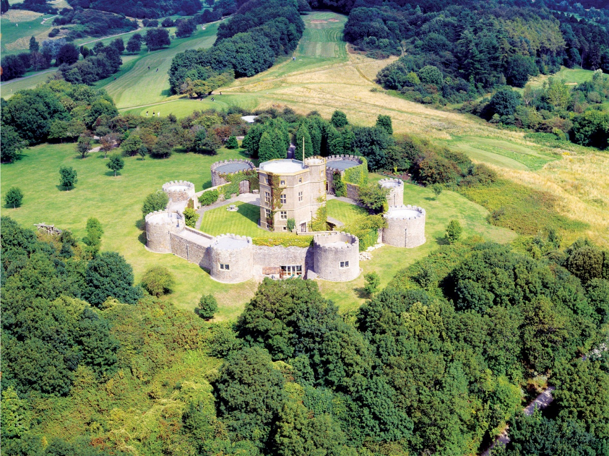 Walton-Castle-Aerial-shot.jpg